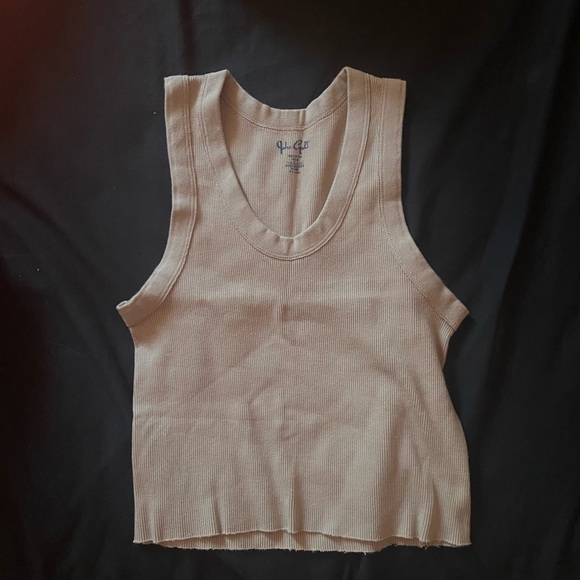 Brandy Melville Connor Tank - Picture 1 of 2